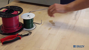 BradyPrinter A5500 Flag Printer Applicator Overview