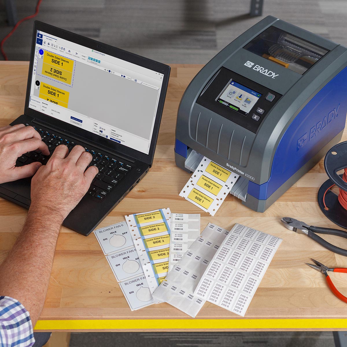 i3300 Industrial Label Printer with Wifi UK with Brady Workstation