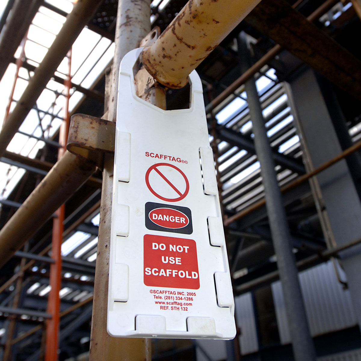 SCAFFTAG Tag Holder Brady Part SCAFSTH132 Brady BradyCanada.ca