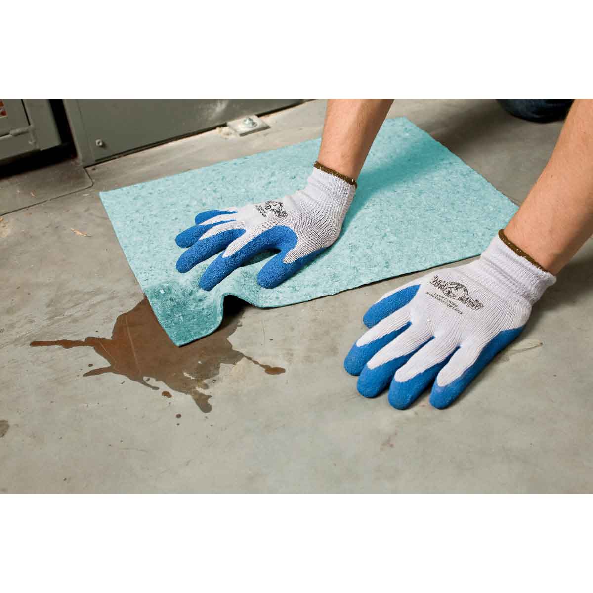 Brady® HAZWIK Chemical Mobile Spill Truck - Extra Large, 31.102 in H x 47.244 in W x 39.37 in D