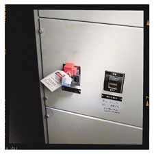 Brady Part: 65329 | 065329 | Oversized Clamp-On Breaker Lockout